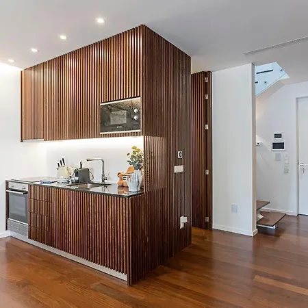 Wonderful 2br Duplex Near River By Lovelystay * 波尔图