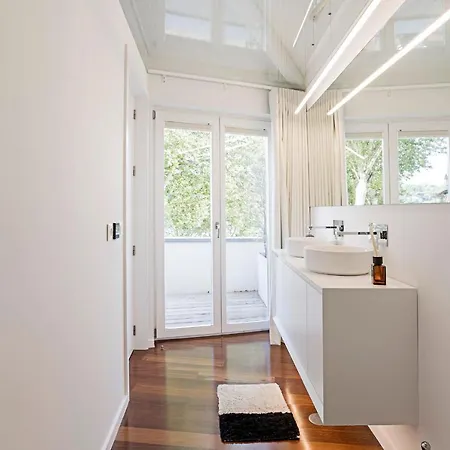 Wonderful 2br Duplex Near River By Lovelystay * 波尔图