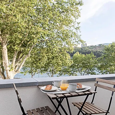 公寓 Wonderful 2br Duplex Near River By Lovelystay *