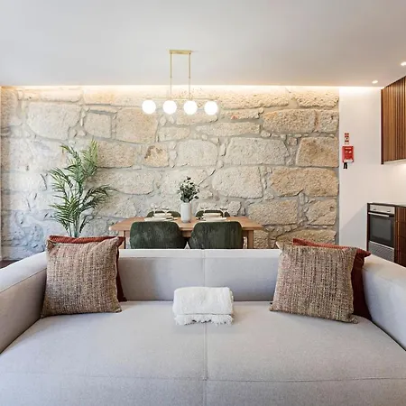 公寓 Wonderful 2br Duplex Near River By Lovelystay