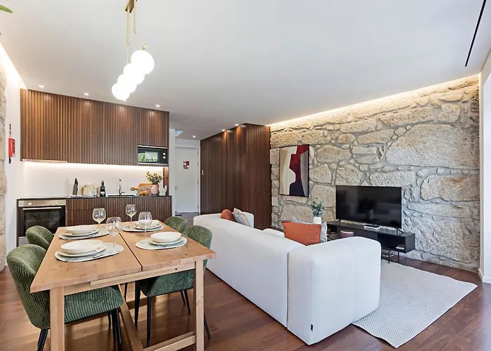 Wonderful 2br Duplex Near River By Lovelystay Διαμέρισμα *