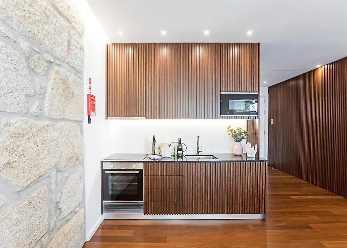 Daire Wonderful 2br Duplex Near River By Lovelystay Porto