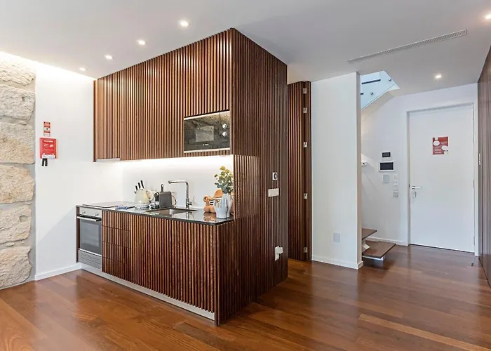 Wonderful 2br Duplex Near River By Lovelystay * Porto