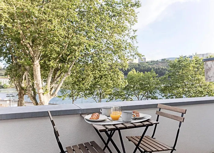 Apartamento Wonderful 2br Duplex Near River By Lovelystay *